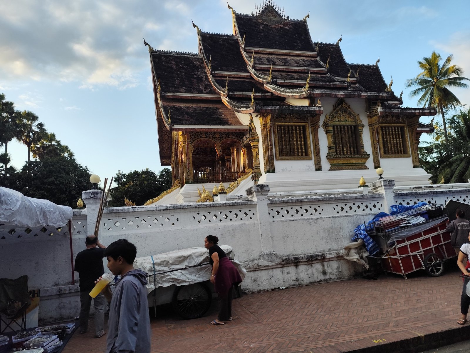 Luang Prabang Cycle To Hanoi Tour 8 Days